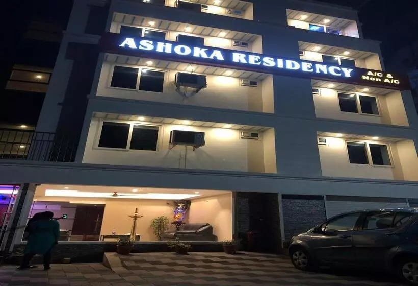 Hotelli Ashoka Residency Chottanikkara