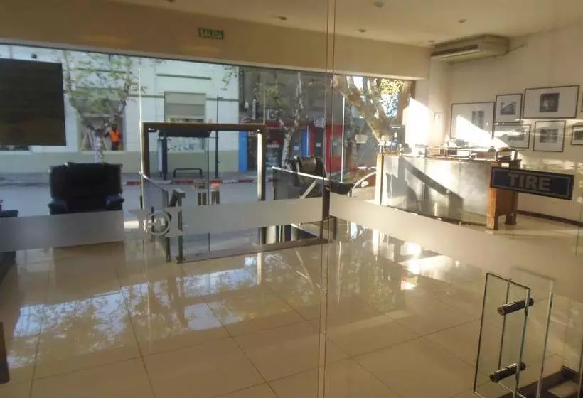 Hotelli Central