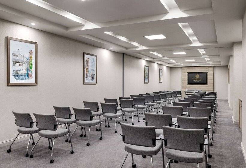 هتل Tbilisi Chambers, Trademark Collection By Wyndham