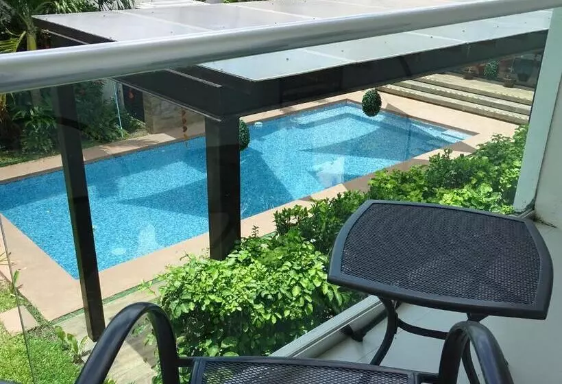 هتل Villa Escondida Campeche