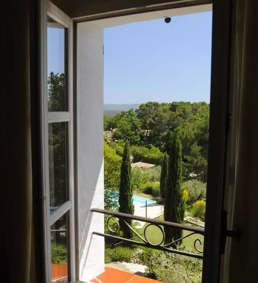 تختخواب و صبحانه Bastide Du Pin