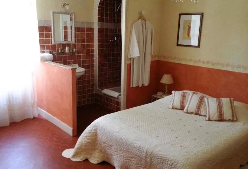 تختخواب و صبحانه Bastide Du Pin