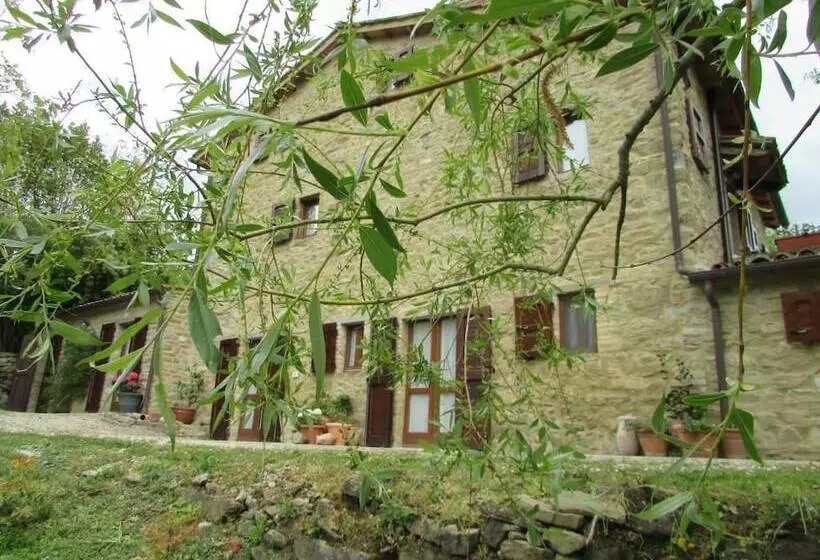 Aamiaismajoitus (B&B) Le Querce Di Campolungo