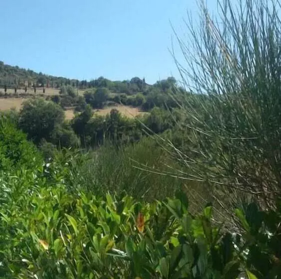 Aamiaismajoitus (B&B) Le Querce Di Campolungo