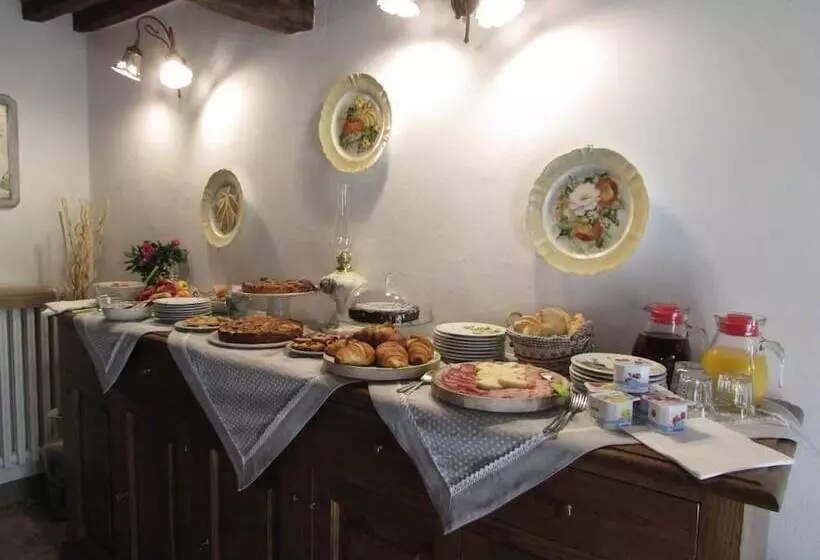 Aamiaismajoitus (B&B) Le Querce Di Campolungo
