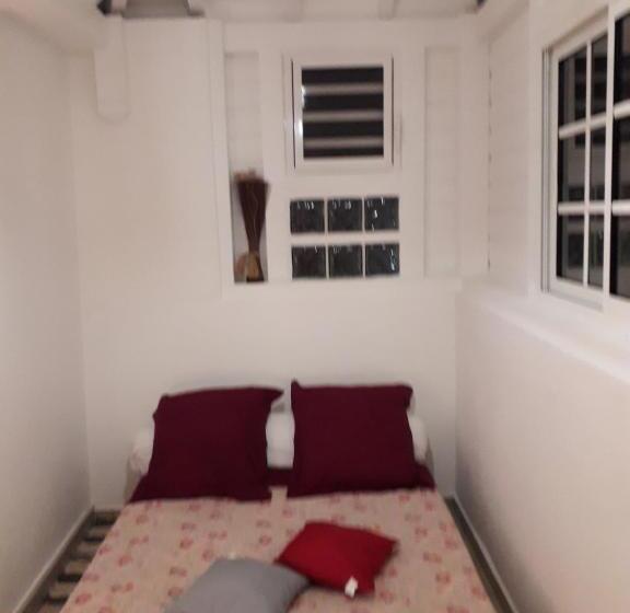 تختخواب و صبحانه Le Saint Georges