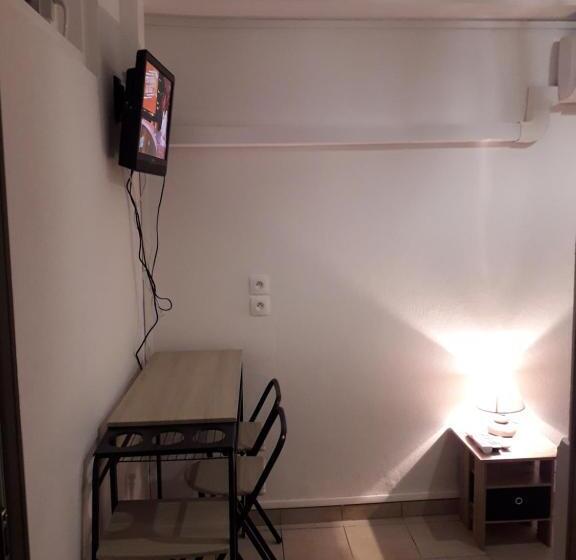 تختخواب و صبحانه Le Saint Georges