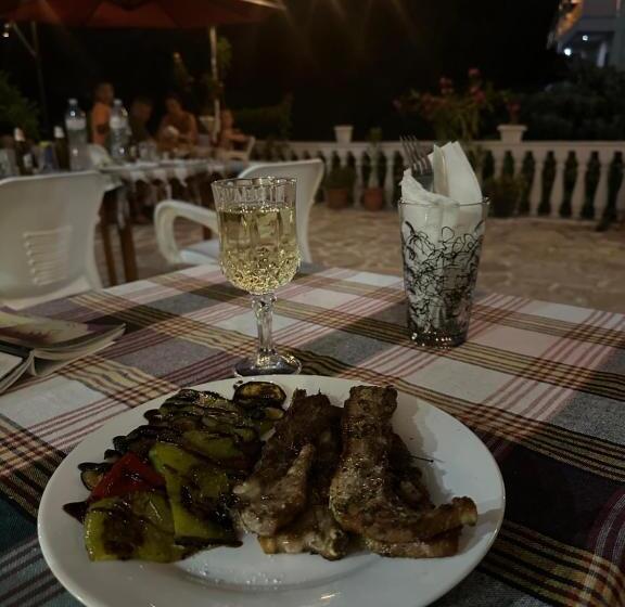 호텔 Adrian Agustin Rooms