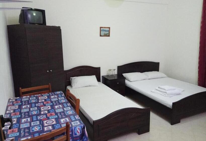 호텔 Adrian Agustin Rooms