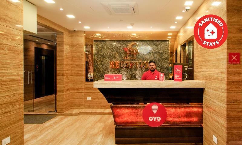 בית מלון כפרי Capital O 8565  Golden Palace