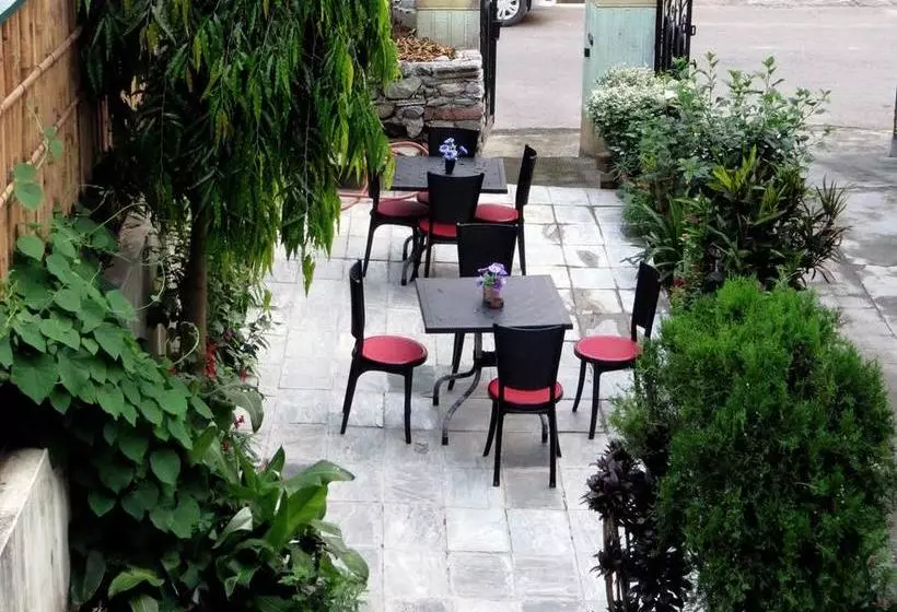 هتل Celesty Inn