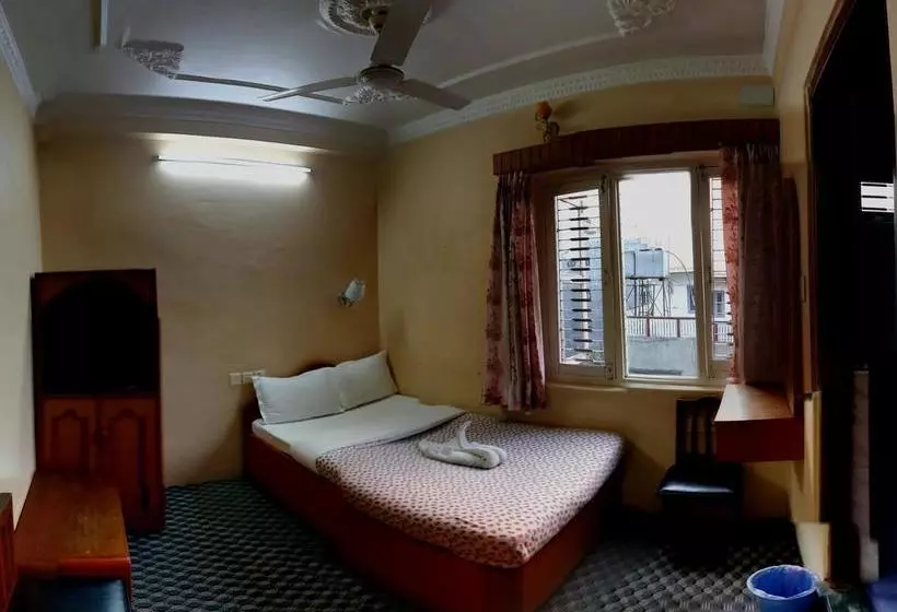 هتل Celesty Inn