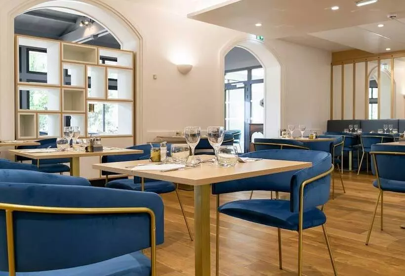 هتل Hôtel Miléade Les Pléïades La Baule