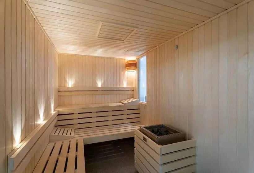 هتل Hôtel Miléade Les Pléïades La Baule
