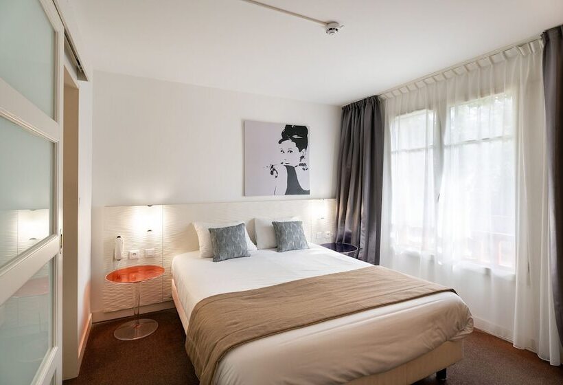 هتل Hôtel Miléade Les Pléïades La Baule