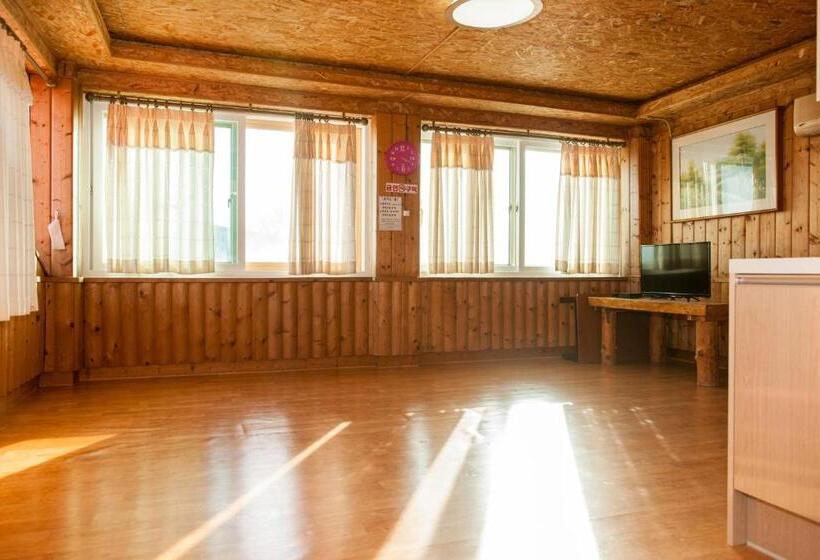 هتل Sunrise Pension