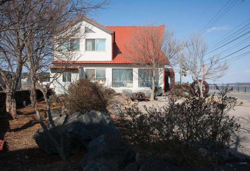 هتل Sunrise Pension