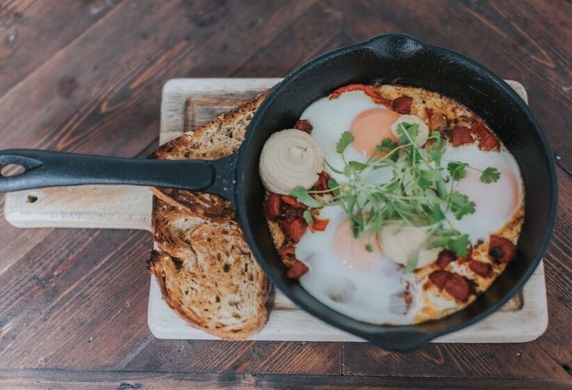 هتل The Ginger Pig