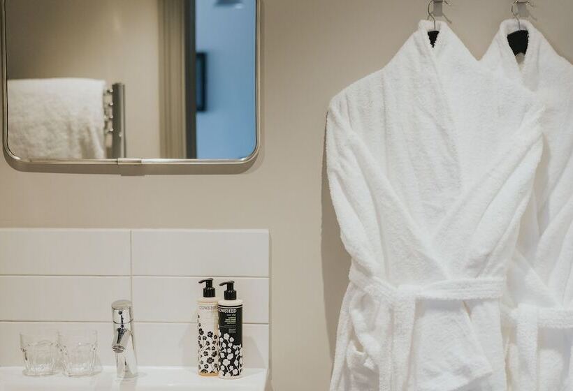 هتل The Ginger Pig