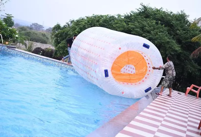 Pavanputra Clarks Inn Resort
