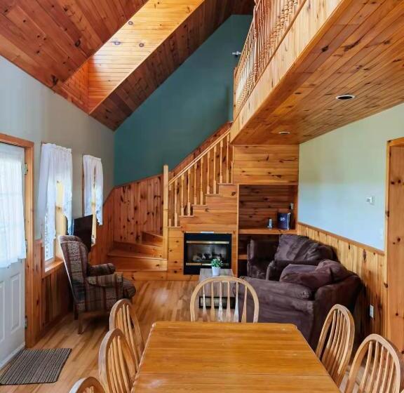 אתר נופש Cavendish Country Inn & Cottages