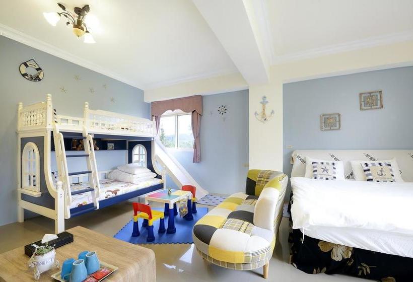 تختخواب و صبحانه Love Fun House