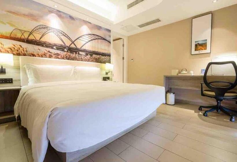 Atour Hotel Qinhuangdao Xiangxi Sea