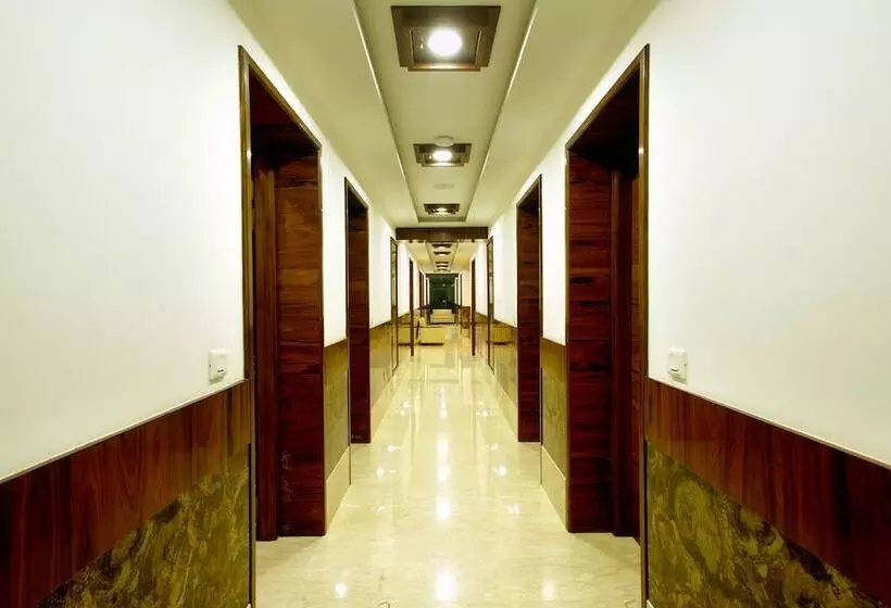Hotelli Grand Inn