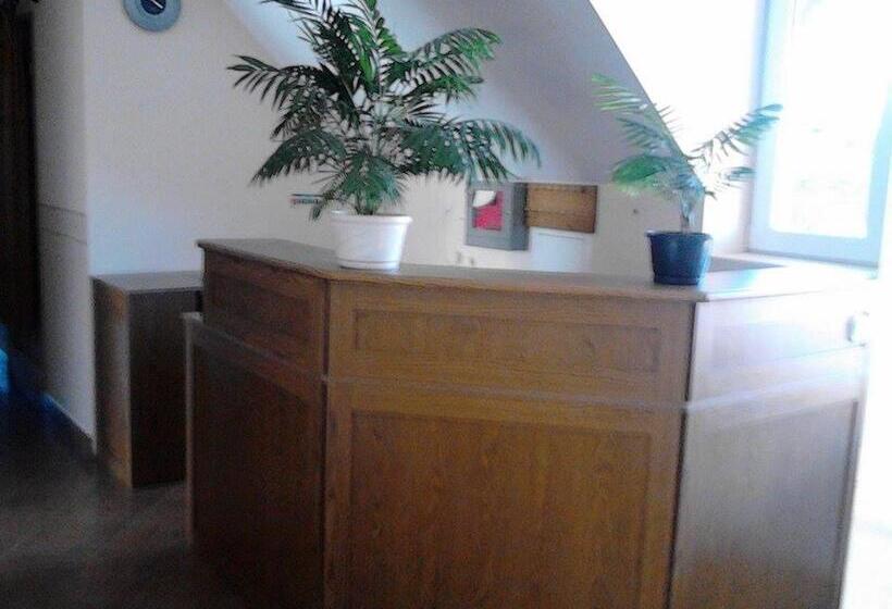 Hotell Horváthkert Panzió és étterem