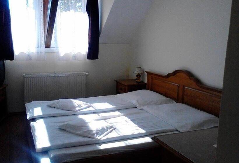 Hotell Horváthkert Panzió és étterem