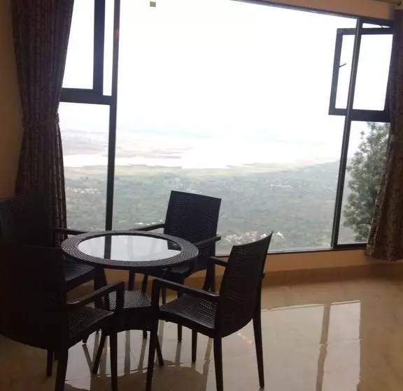 ホテル Rainforest Restaurant & Villas