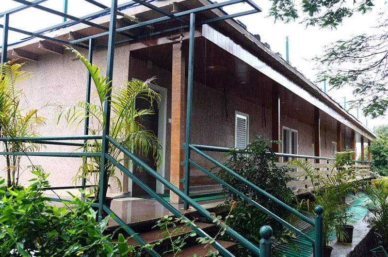 ホテル Rainforest Restaurant & Villas