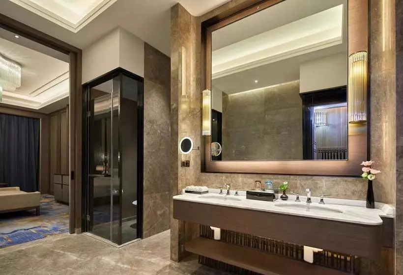 ホテル Wanda Realm Resort Harbin Songbei