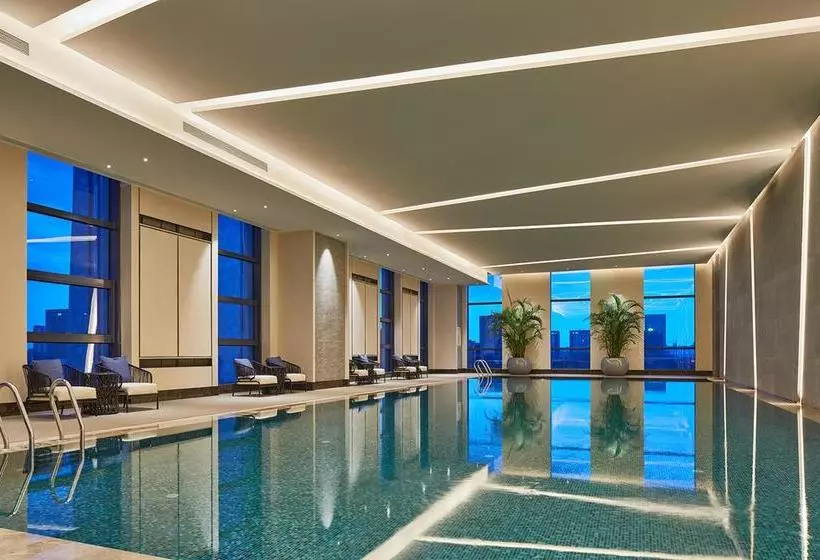 ホテル Wanda Realm Resort Harbin Songbei