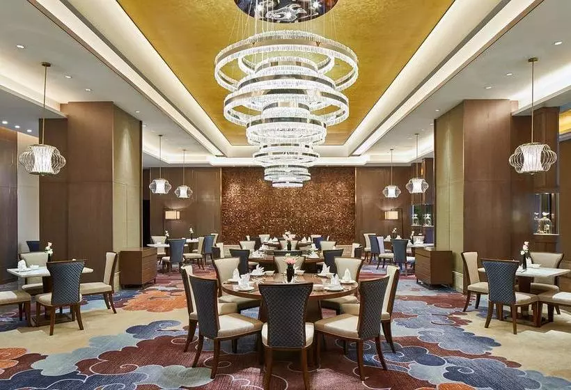 ホテル Wanda Realm Resort Harbin Songbei