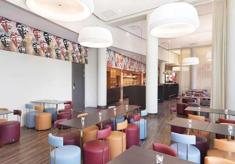 Motel L Stockholm älvsjö