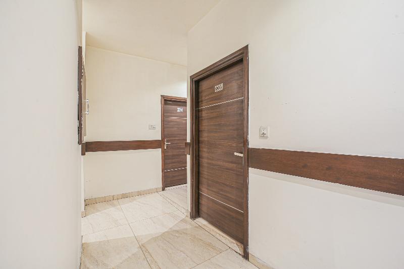 ホテル Super Townhouse Hollywood Heights