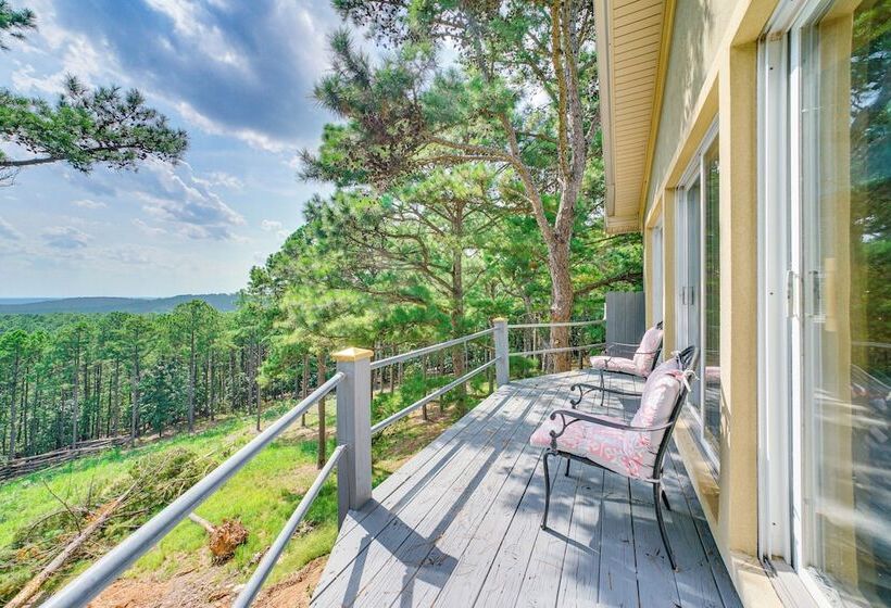 Broken Bow Escape W/ Mountain Views & Pool Access!