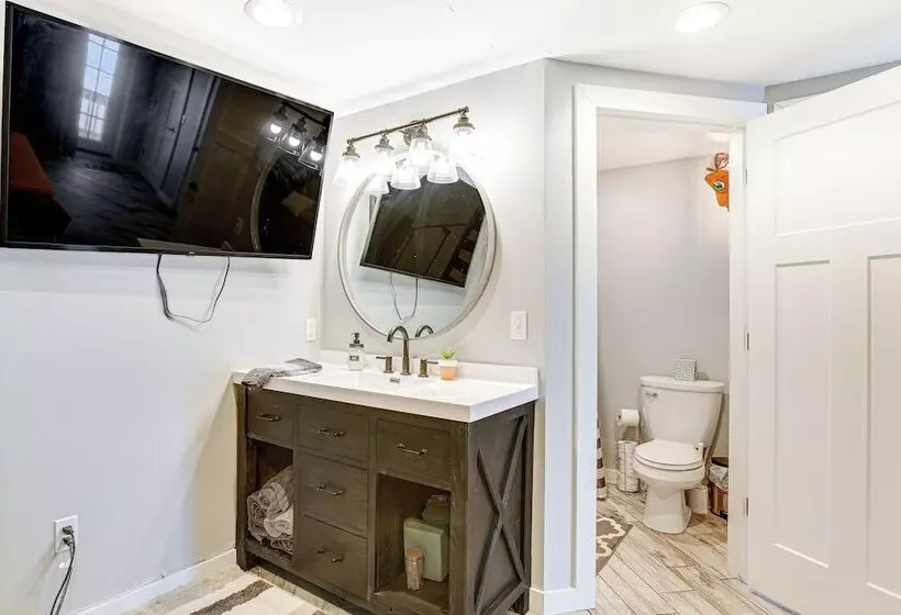 Charming Bear Lake Cottage W/ Dock & Paddleboards!