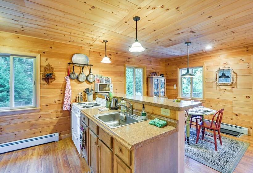 Cozy Acadia Area Cabin, Walk To Beach & Lighthouse