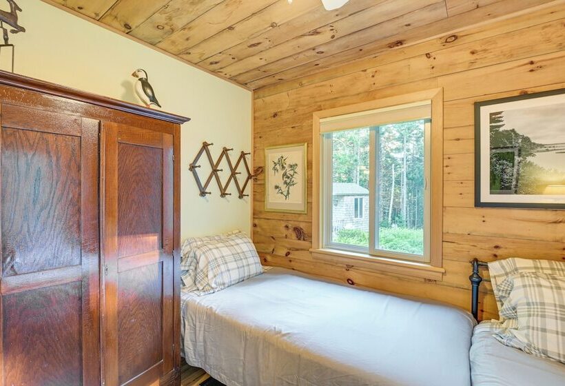 Cozy Acadia Area Cabin, Walk To Beach & Lighthouse