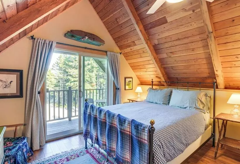 Cozy Acadia Area Cabin, Walk To Beach & Lighthouse