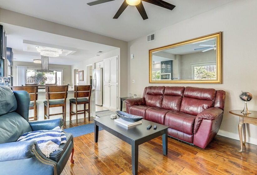 Elegant Antelope Home W/ Pool, Spa & Sauna!