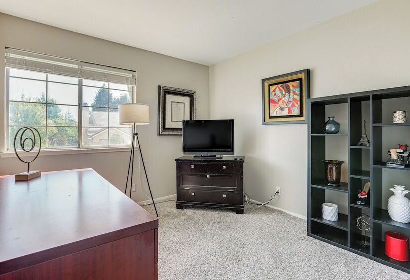 Elegant Antelope Home W/ Pool, Spa & Sauna!