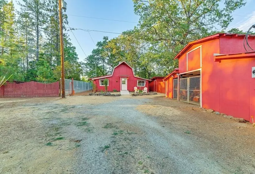 Grants Pass Cottage ~ 8 Mi To Rogue River!