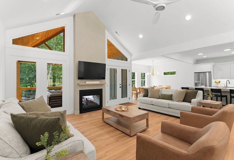 Hideaway Cove Private Dock, Firepit, New Build