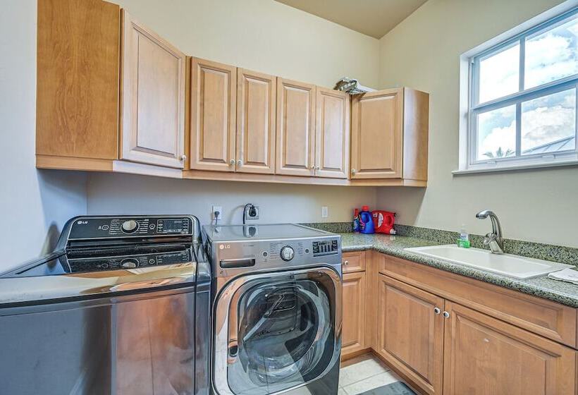 Luxe Bonita Springs Home < 2 Mi To Beach!