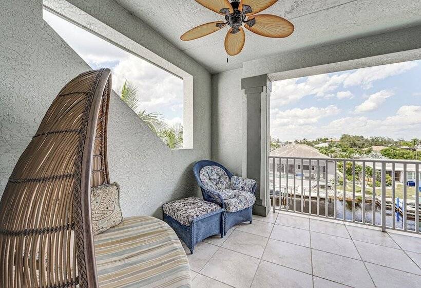 Luxe Bonita Springs Home < 2 Mi To Beach!