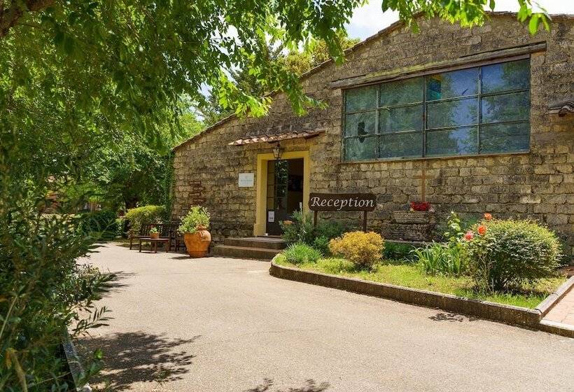 Isa Residence With Pool And Private Beach In Talamone Just 500 Mt From The Beach