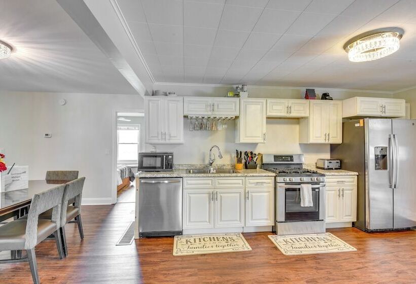 3 Mi To Lake Michigan Access: Sawyer Home W/ Patio